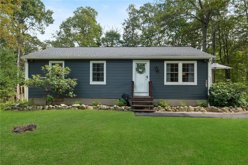 94 Maxson Hill Rd, Ashaway, RI, 02804-1116 | Card Image