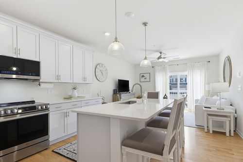 106-401 Emery Ln, Sudbury, MA, 01776-1193 | Card Image