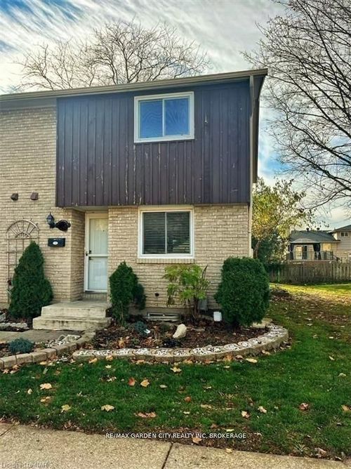 53-50 Lakeshore Rd, Saint Catharines, ON, L2N6P8 | Card Image