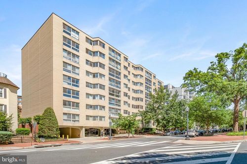 211-922 24th St Nw, WASHINGTON, DC, 20037-2225 | Card Image