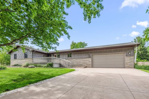 2499 Willowwood Ave, Valparaiso, IN, 46383-2240 | Card Image