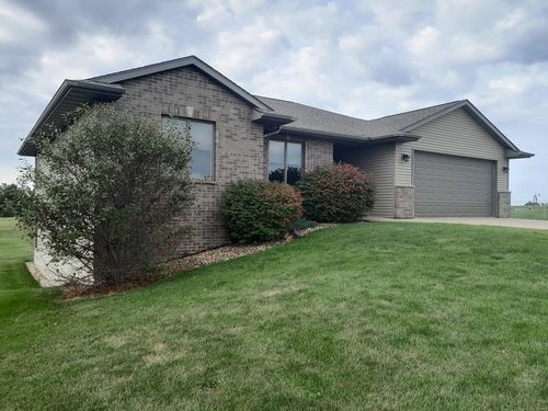 1115 Walnut Dell Rd, Platteville, WI, 53818-9068 | Card Image