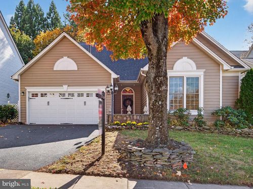 46809 Trailwood Pl, STERLING, VA, 20165-7544 | Card Image