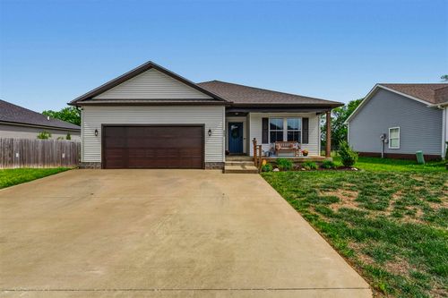 443 Cedar Run St, Bowling Green, KY, 42101-7437 | Card Image