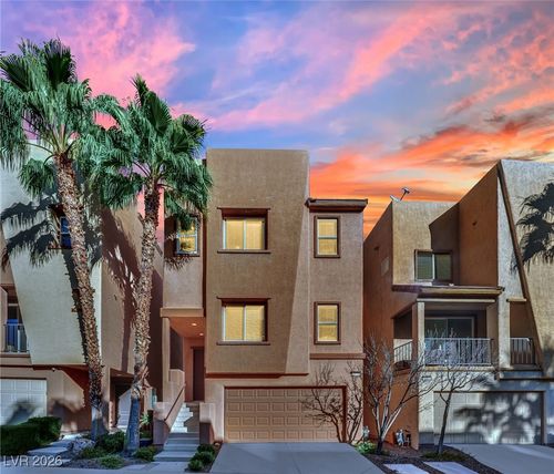 9378 Hilgard Ave, Las Vegas, NV, 89178-6299 | Card Image