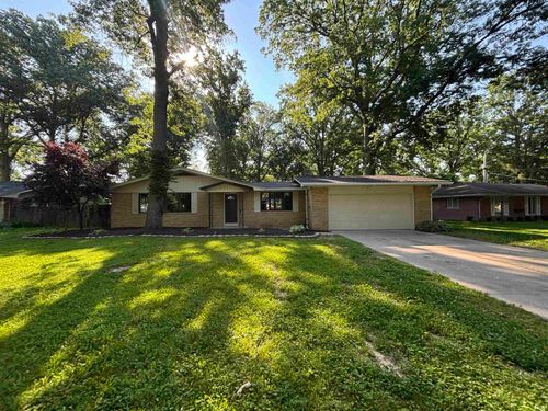 3232 Chancellor Dr, Fort Wayne, IN, 46815-5928 | Card Image