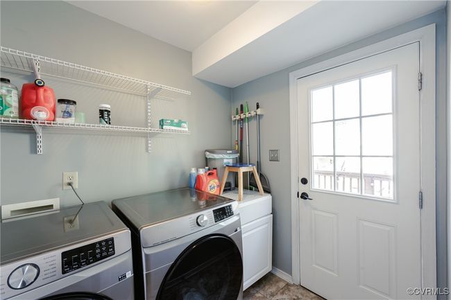 13724 Village View Dr, House other with 3 bedrooms, 3 bathrooms and null parking in Midlothian VA | Image 14