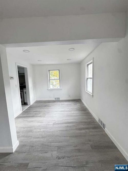 1417 Nelden Rd, Teaneck, NJ, 07666-6056 | Card Image