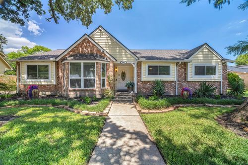 2523 Wind Fall Ln, Sugar Land, TX, 77479-1408 | Card Image