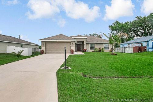 367 Grimaldo Ter, Port Saint Lucie, FL, 34984-4360 | Card Image
