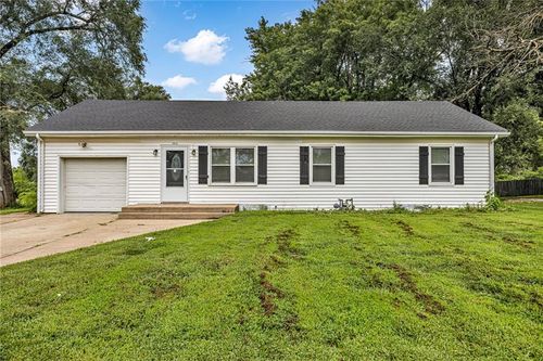 506 E 165th St, Belton, MO, 64012-2726 | Card Image