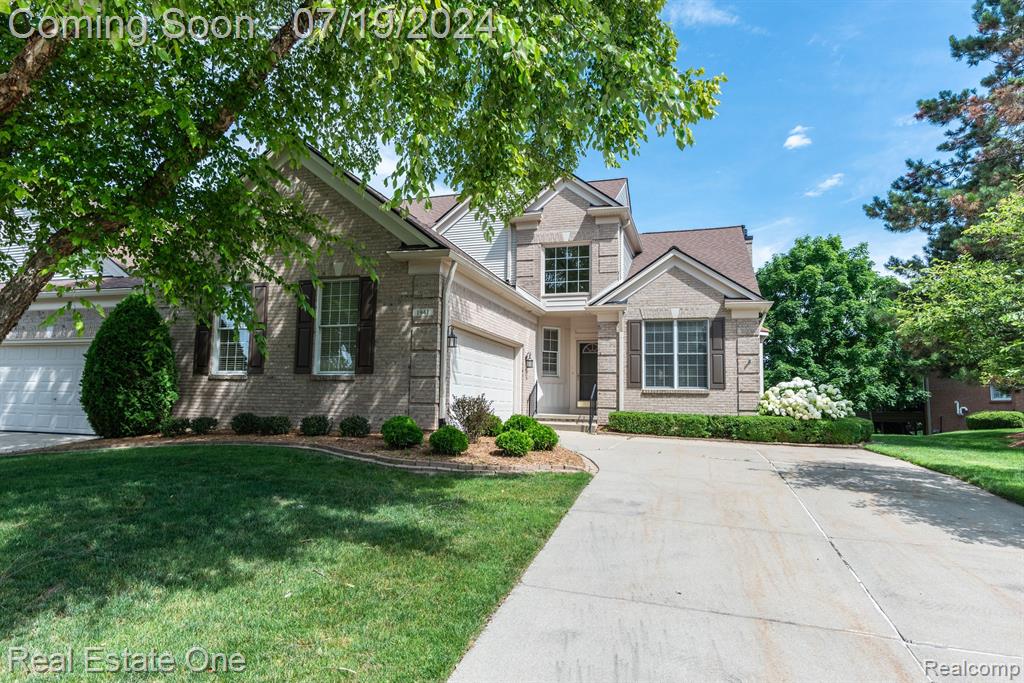 Dunham Dr, Rochester, MI 48306