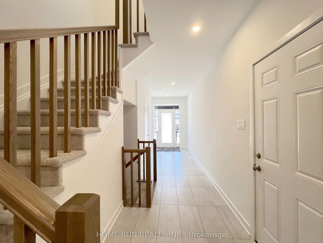 629 Rathburn Lane, House attached with 3 bedrooms, 3 bathrooms and 1 parking in Gloucester ON | Image 23