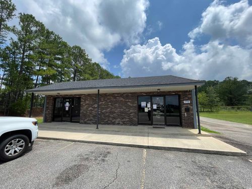 unit-b-1716 Highway 301 N, Dillon, SC, 29536-1950 | Card Image