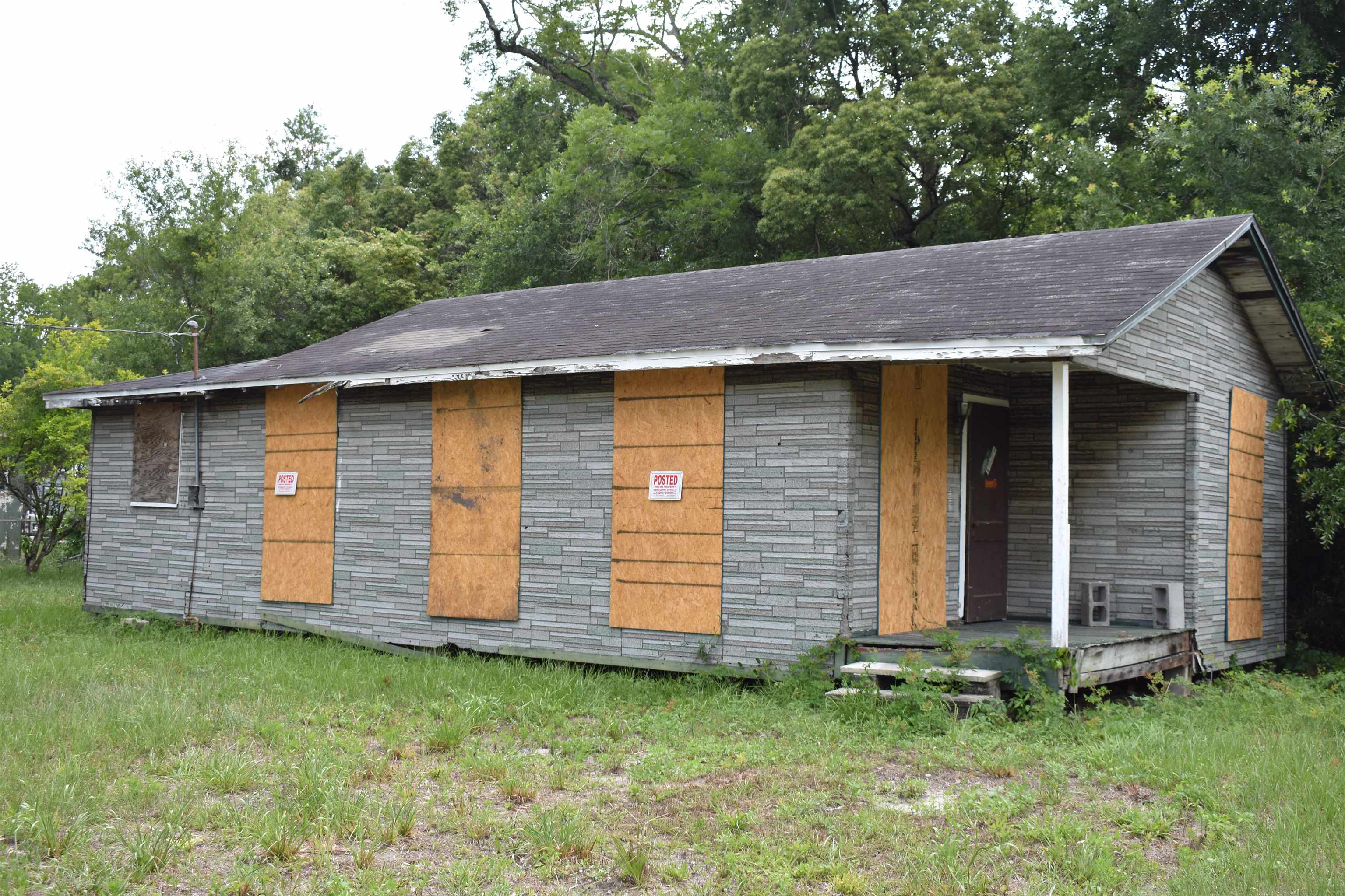 20th St, Palatka, FL 32177