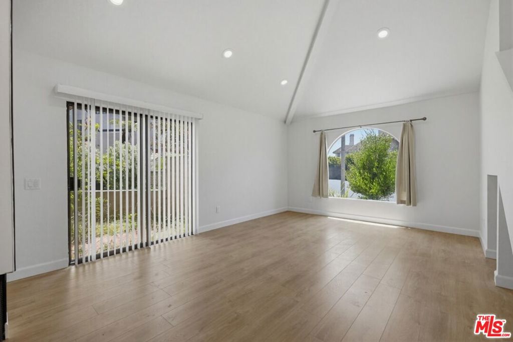 Residential in Huntington Beach 4