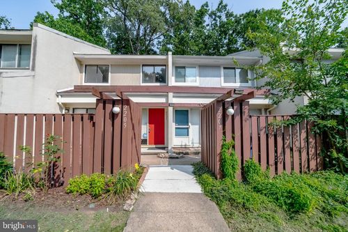 2205-2205 Southgate Sq, RESTON, VA, 20191-1213 | Card Image