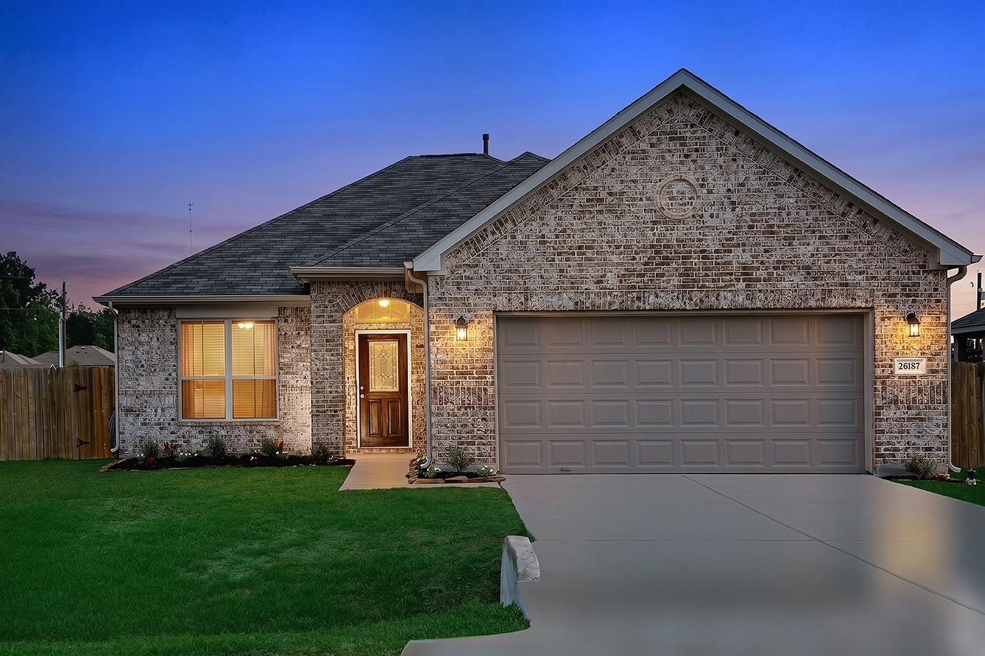 Residential in Splendora