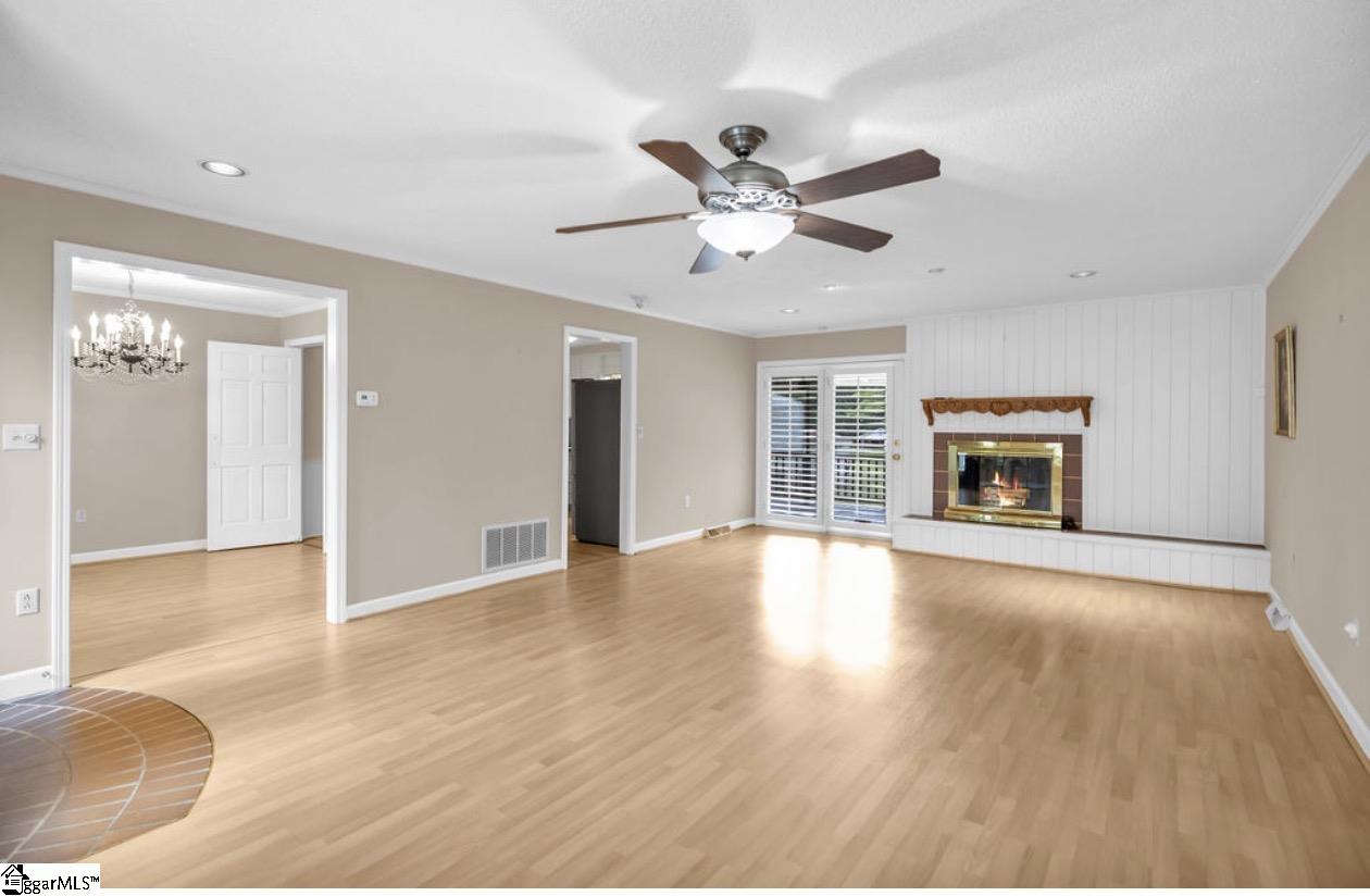 Residential in Laurens 4