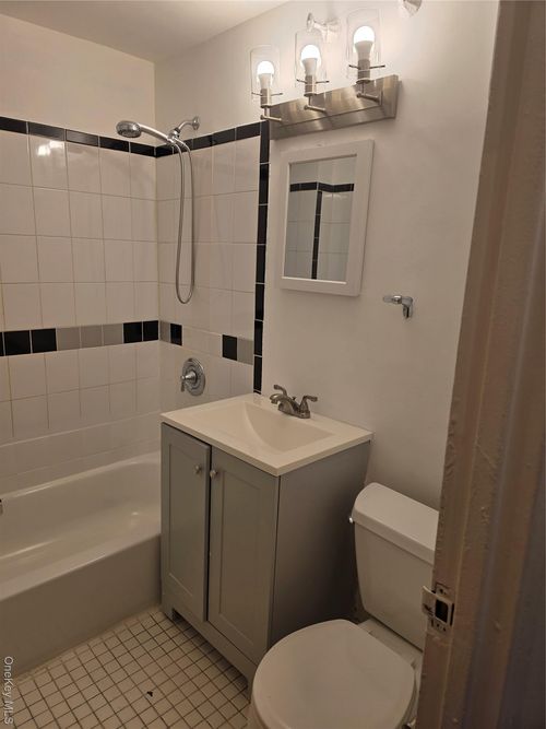 9914 25th Ave, East Elmhurst, NY, 11369-1643 | Card Image