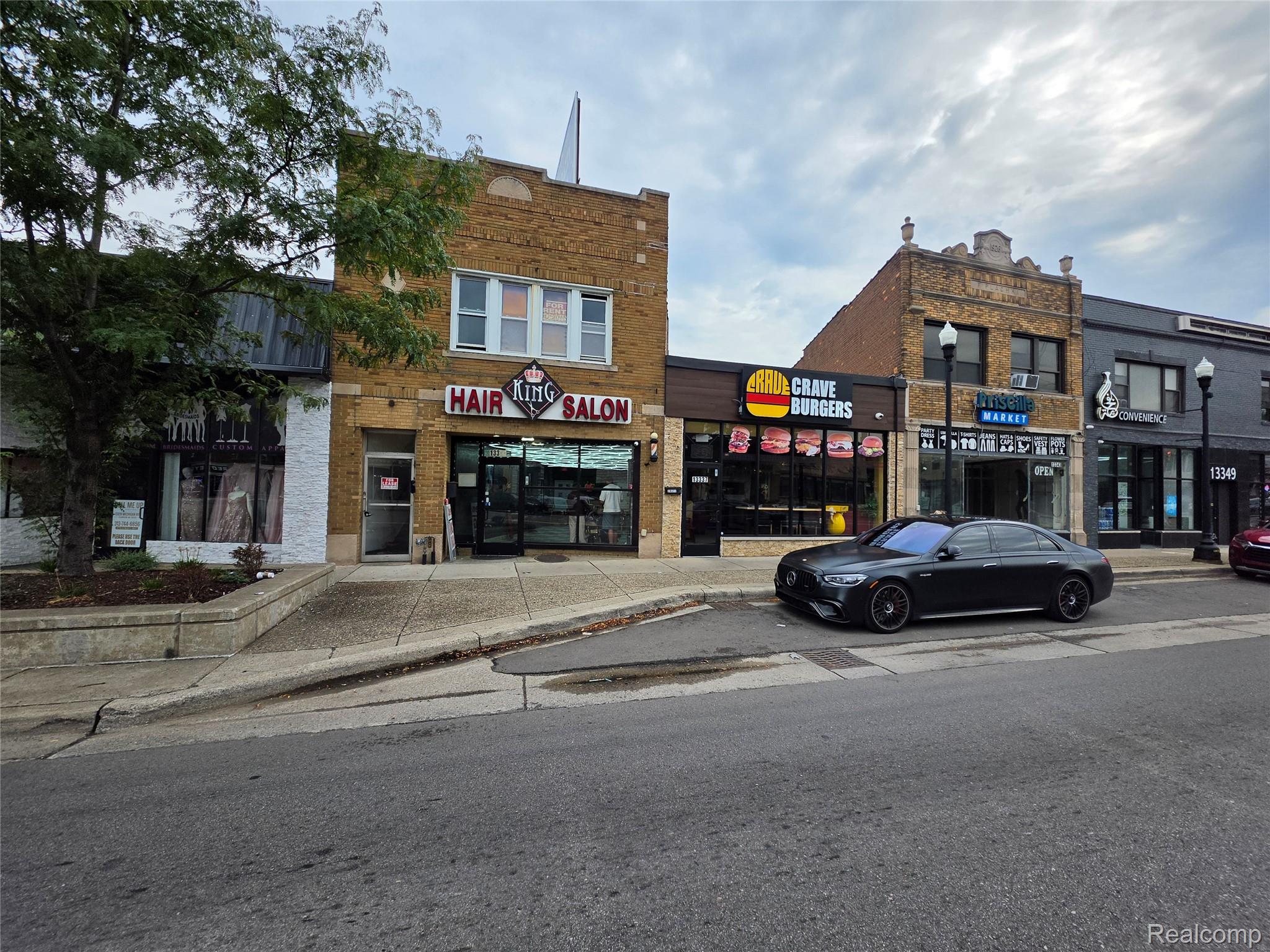 Residential Lease in Dearborn 3