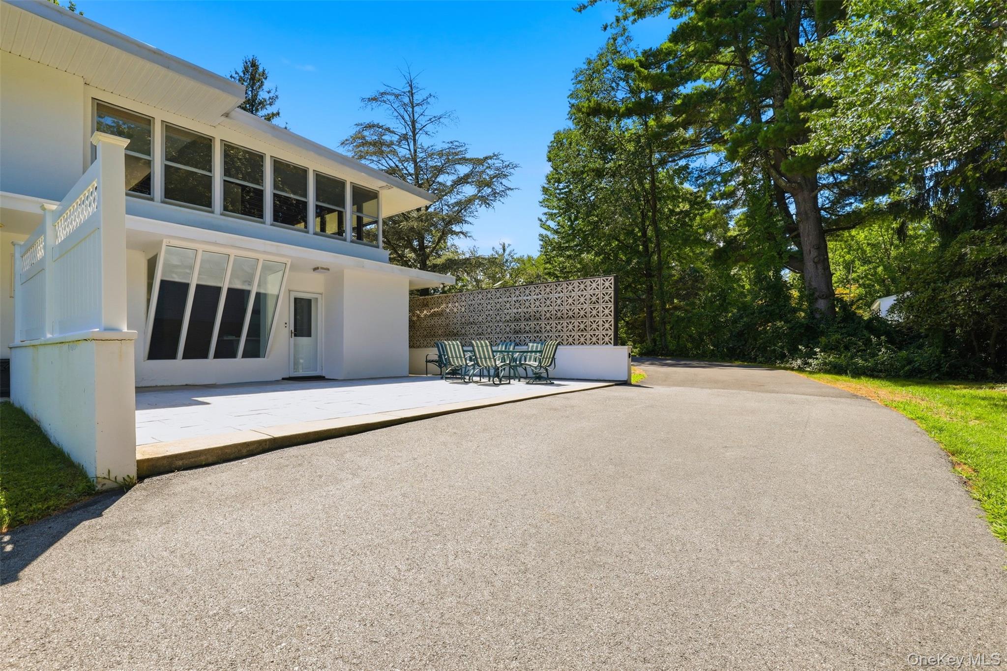 Residential Lease in Carmel 5