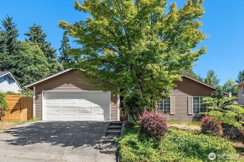 35322 25th Pl S, Federal Way, WA, 98003-7208 | Card Image
