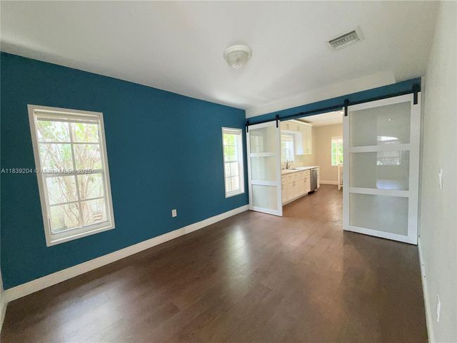 832 Wallace St, House other with 4 bedrooms, 4 bathrooms and null parking in Coral Gables FL | Image 5