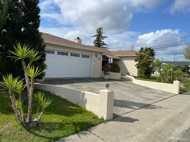 21723 Ada St, House other with 3 bedrooms, 2 bathrooms and 2 parking in Castro Valley CA | Image 9