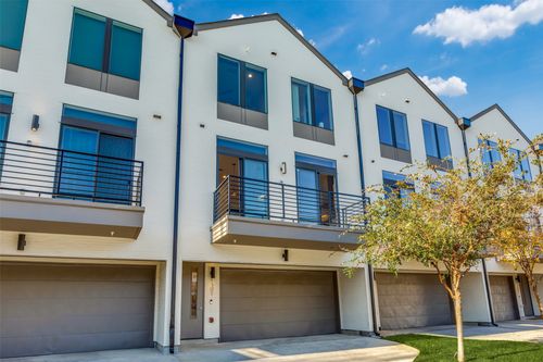 apt-1304-4426 Cabell Dr, Dallas, TX, 75204-0008 | Card Image