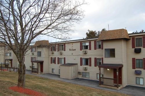 323-41 Treetop Circle, Laconia, NH, 03246 | Card Image