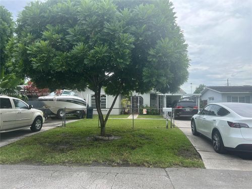 7610-7610 Nw 4th St, Miami, FL, 33126-4112 | Card Image