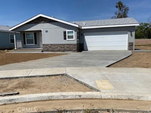 2280 Kyla Ct, San Bernardino, CA, 92410-1305 | Card Image