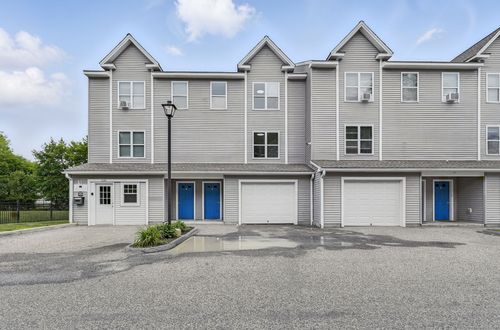 10-62 Chestnut St Extension, Danbury, CT, 06810 | Card Image