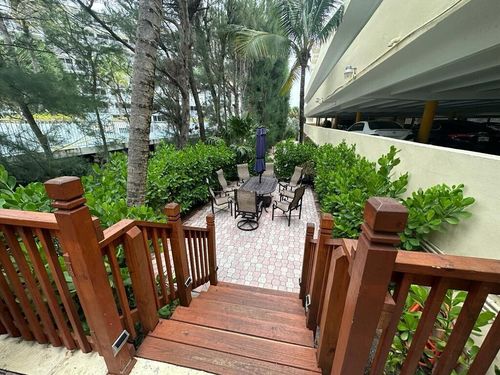 208-3540 S Ocean Blvd, South Palm Beach, FL, 33480-5757 | Card Image
