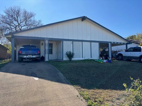 2425 January Ln, Grand Prairie, TX, 75050-2914 | Card Image