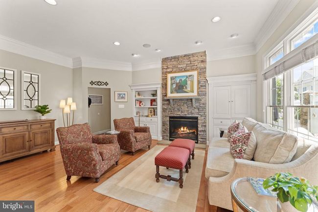 18985 Coreopsis Ter, Townhouse with 3 bedrooms, 4 bathrooms and null parking in LEESBURG VA | Image 30