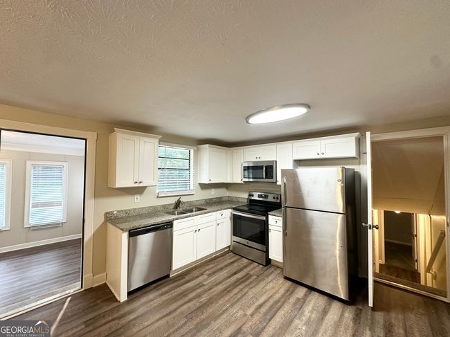 5670 Bob White Ln, House other with 6 bedrooms, 2 bathrooms and null parking in Douglasville GA | Image 4