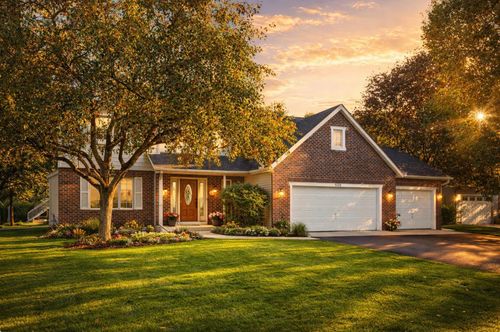 8769 Jewel Ave S, Cottage Grove, MN, 55016-4909 | Card Image