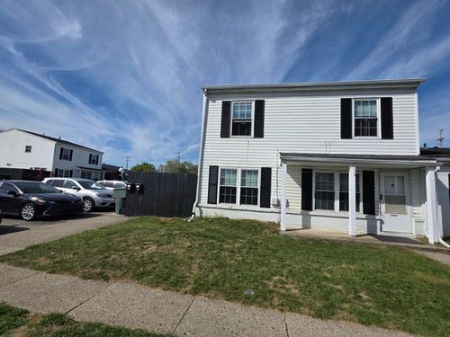 2450 Winding Hills Ct, Columbus, OH, 43224-3018 | Card Image