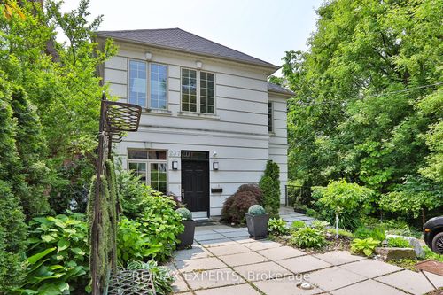 2-237 Douglas Ave, Toronto, ON, M5M1G9 | Card Image