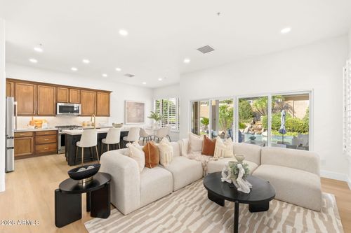 7518 E De La O Rd, Scottsdale, AZ, 85255-2748 | Card Image