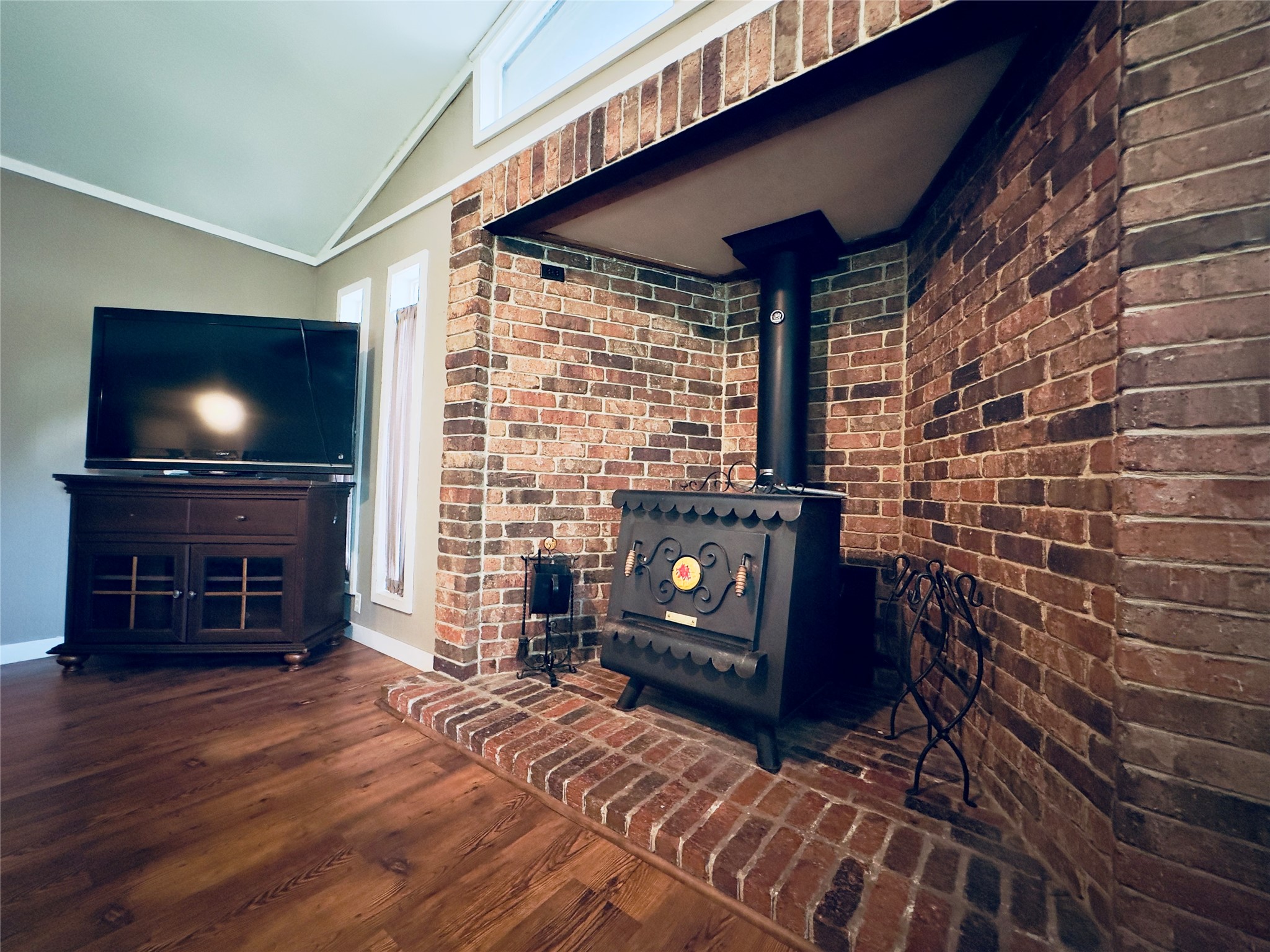 Residential in Hawkins 5