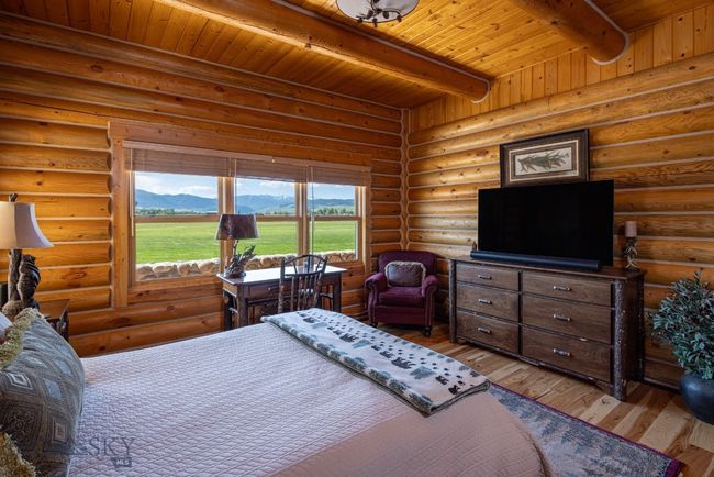 Main Level Bedroom 1 | Image 43