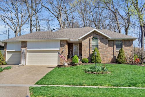 3899 W Woodland St, Springfield, MO, 65807-5534 | Card Image