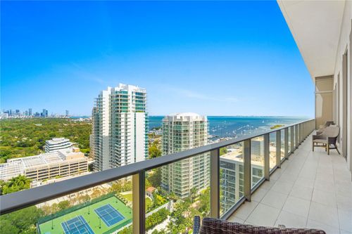 ph4-2678 Tigertail Ave, Miami, FL, 33133-4639 | Card Image