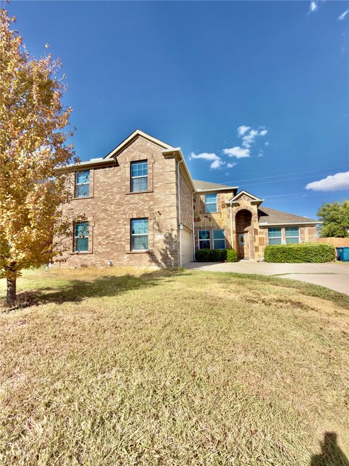 632 Rolling Hills Ln, DeSoto, TX, 75115-1531 | Card Image