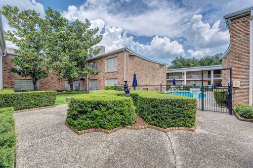apt-46-2101 Fountain View Dr, Houston, TX, 77057-3639 | Card Image