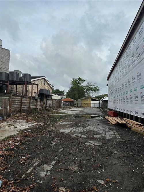 224 N Norman C Francis Pkwy, New Orleans, LA, 70119-5310 | Card Image