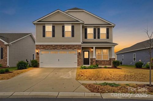 7576 Stonehouse Dr, Gastonia, NC, 28056-9540 | Card Image